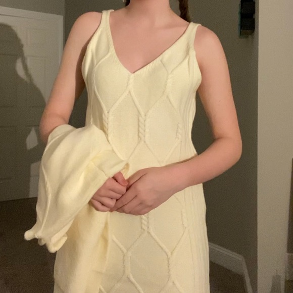 Cream Fashion Evynn Apparel Winter 2021 Matching Set ❄️ - Picture 2 of 4